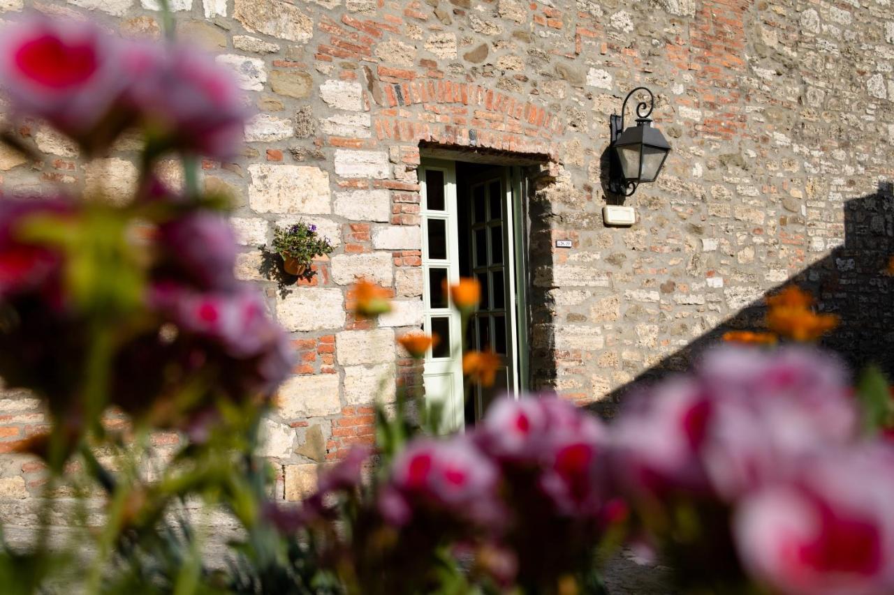 Borgo Laticastelli Hotel Rapolano Terme Bagian luar foto