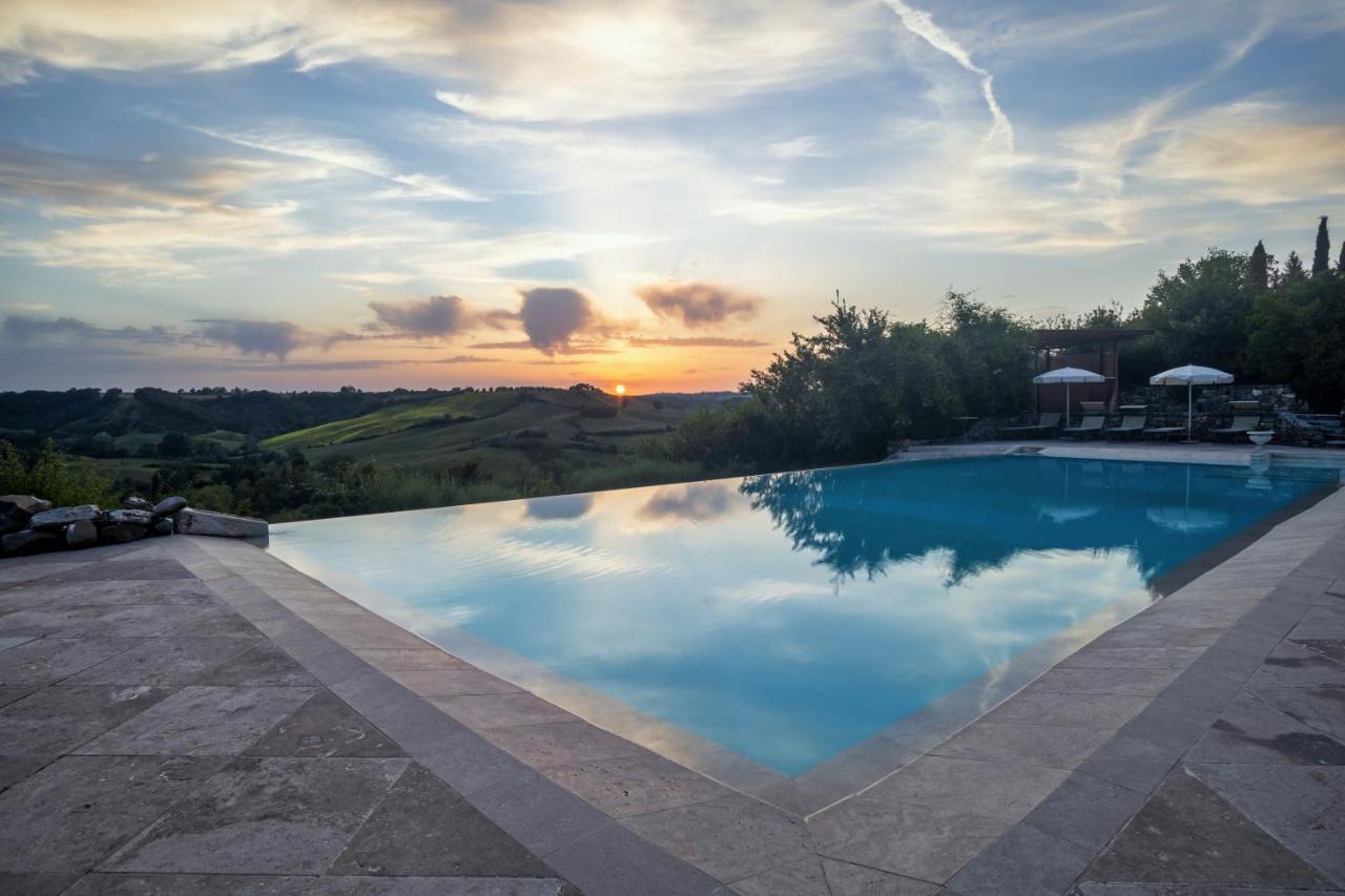Borgo Laticastelli Hotel Rapolano Terme Bagian luar foto