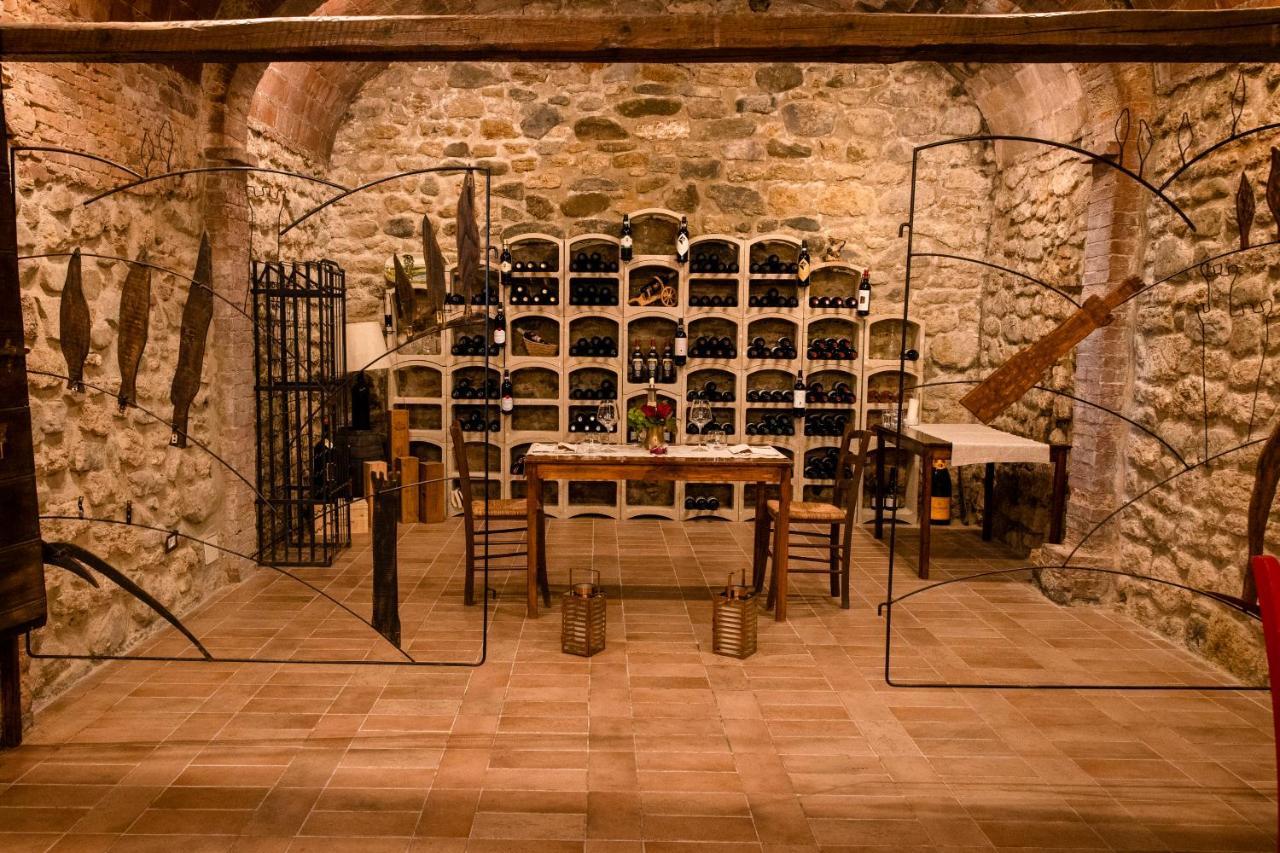 Borgo Laticastelli Hotel Rapolano Terme Bagian luar foto